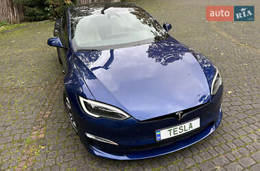 Лифтбек Tesla Model S 2022 в Львове