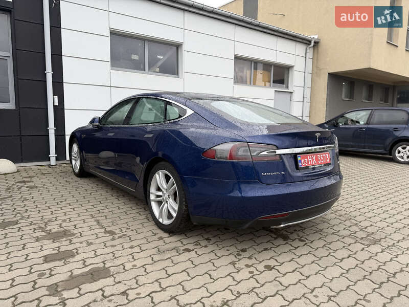 Лифтбек Tesla Model S 2015 в Радехове фото 4 Лифтбек Tesla Model S 2015 в Радехове