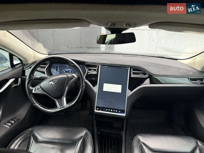 Лифтбек Tesla Model S 2015 в Радехове фото 9 Лифтбек Tesla Model S 2015 в Радехове