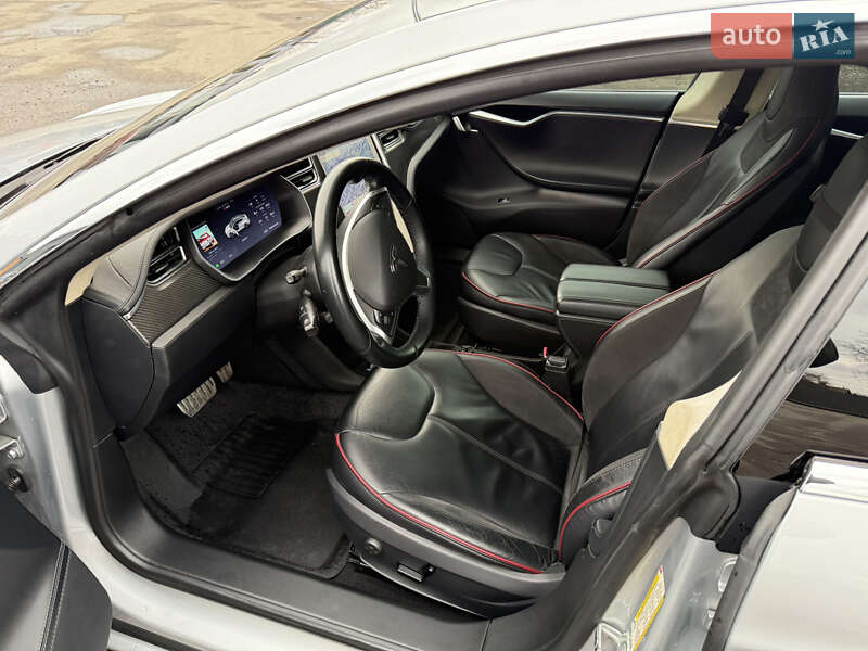 Лифтбек Tesla Model S 2014 в Житомире фото 8 Лифтбек Tesla Model S 2014 в Житомире