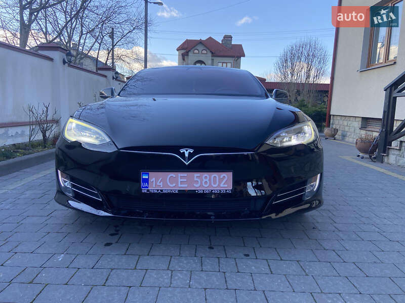 Ліфтбек Tesla Model S 2018 в Львові фото 20 Ліфтбек Tesla Model S 2018 в Львові