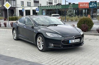 Ліфтбек Tesla Model S 2014 в Львові