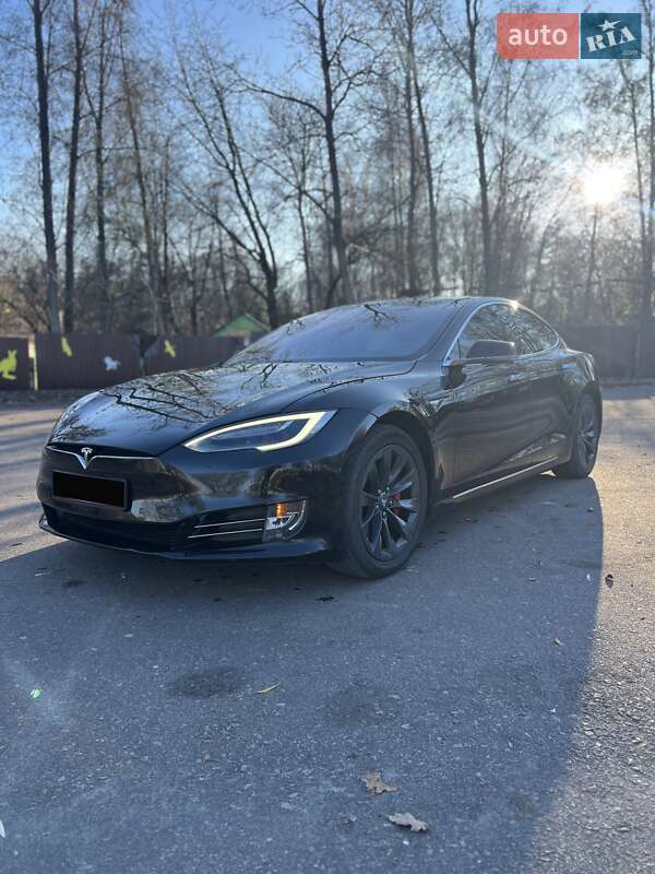 Лифтбек Tesla Model S 2018 в Ровно фото 7 Лифтбек Tesla Model S 2018 в Ровно