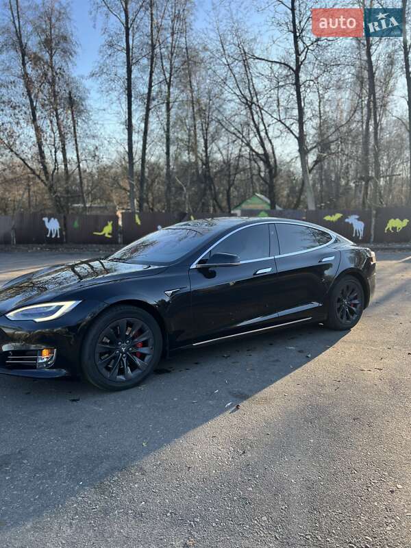 Лифтбек Tesla Model S 2018 в Ровно фото 8 Лифтбек Tesla Model S 2018 в Ровно