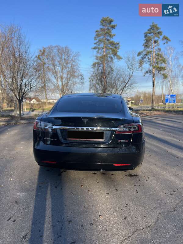 Лифтбек Tesla Model S 2018 в Ровно фото 11 Лифтбек Tesla Model S 2018 в Ровно
