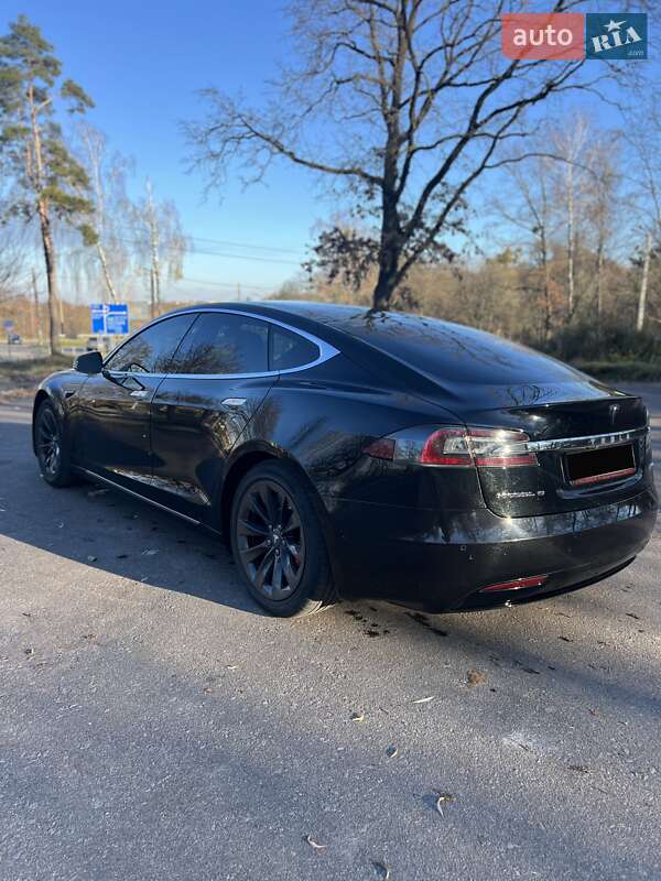 Лифтбек Tesla Model S 2018 в Ровно фото 14 Лифтбек Tesla Model S 2018 в Ровно