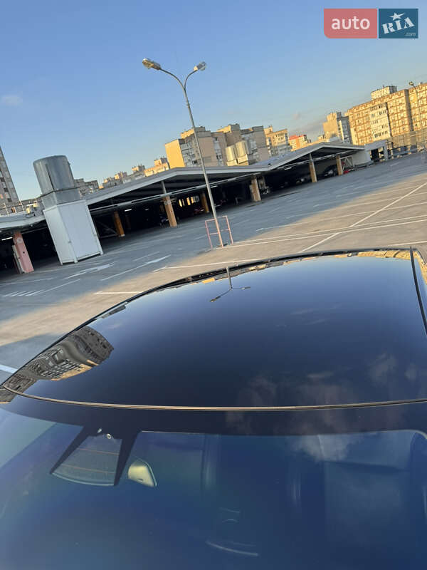 Лифтбек Tesla Model S 2019 в Киеве фото 21 Лифтбек Tesla Model S 2019 в Киеве