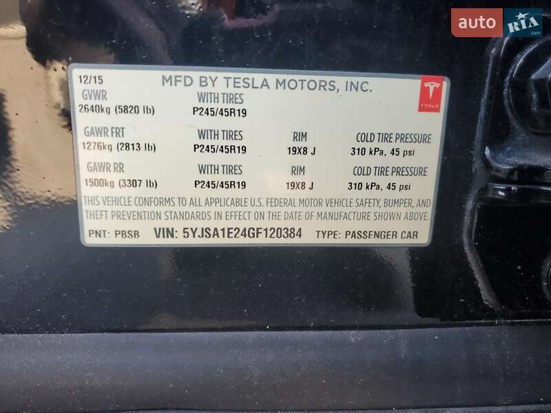 Ліфтбек Tesla Model S 2016 в Києві