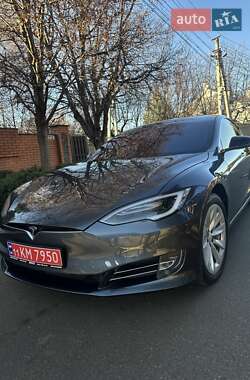 Ліфтбек Tesla Model S 2018 в Києві