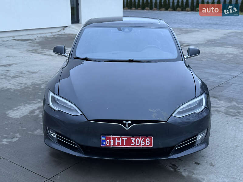 Лифтбек Tesla Model S 2016 в Луцке фото 22 Лифтбек Tesla Model S 2016 в Луцке