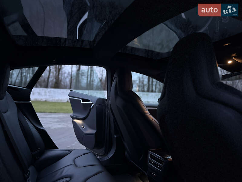 Лифтбек Tesla Model S 2016 в Луцке фото 38 Лифтбек Tesla Model S 2016 в Луцке