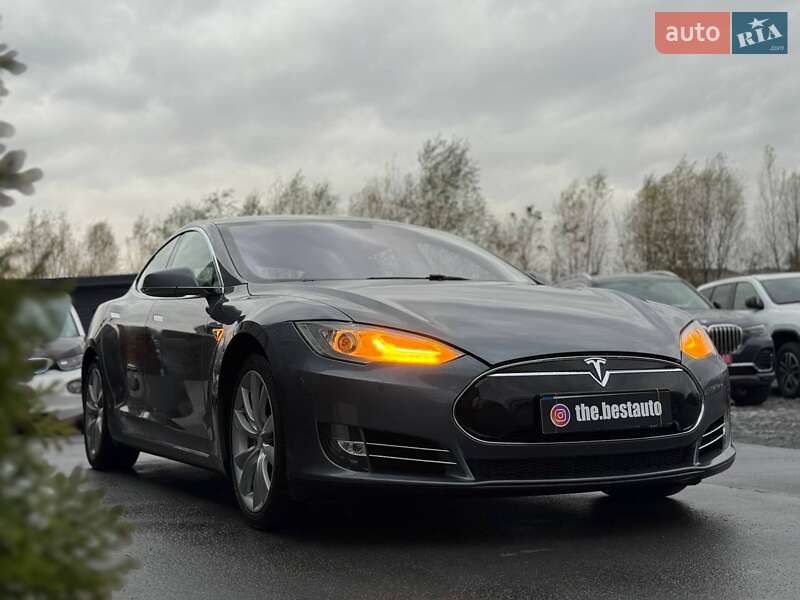 Лифтбек Tesla Model S 2014 в Ровно фото 12 Лифтбек Tesla Model S 2014 в Ровно