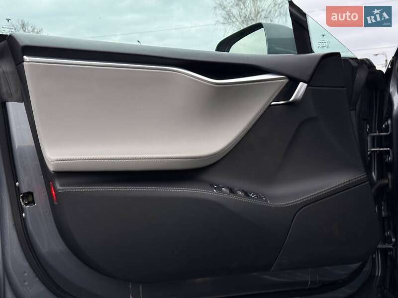 Лифтбек Tesla Model S 2014 в Ровно фото 23 Лифтбек Tesla Model S 2014 в Ровно
