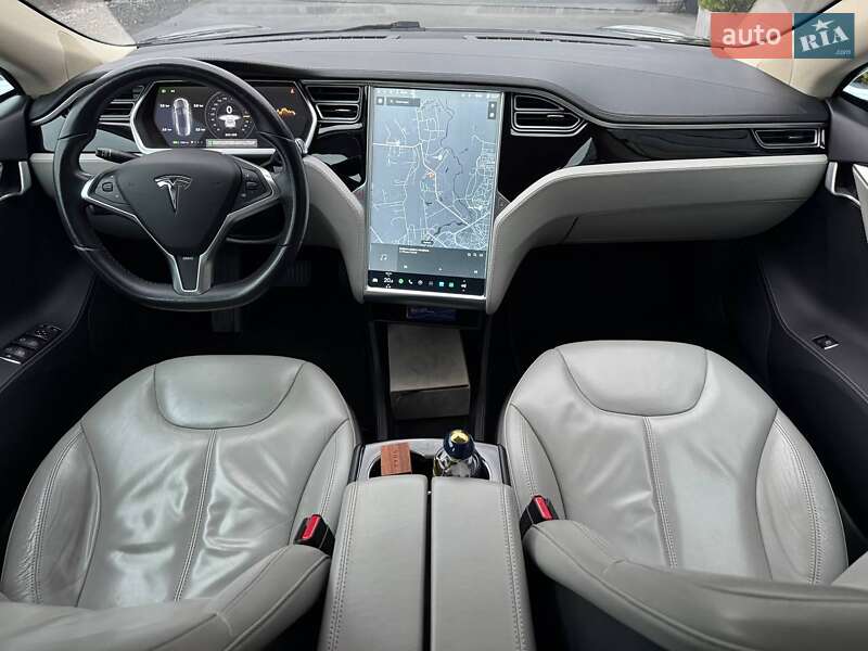 Лифтбек Tesla Model S 2014 в Ровно фото 49 Лифтбек Tesla Model S 2014 в Ровно