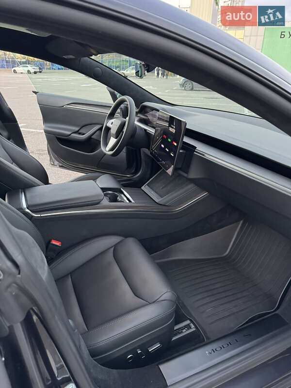 Лифтбек Tesla Model S 2023 в Киеве фото 11 Лифтбек Tesla Model S 2023 в Киеве