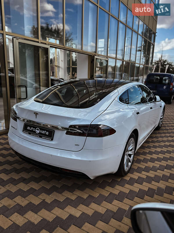 Ліфтбек Tesla Model S 2016 в Миколаєві фото 3 Ліфтбек Tesla Model S 2016 в Миколаєві