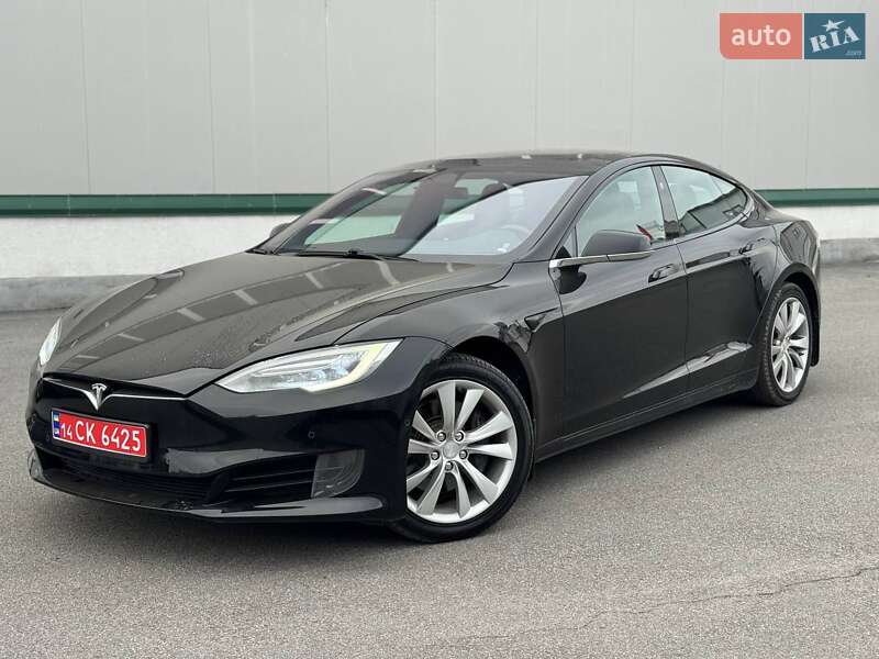 Ліфтбек Tesla Model S 2017 в Вінниці