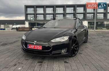 Ліфтбек Tesla Model S 2015 в Києві