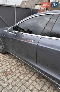 Лифтбек Tesla Model S 2013 в Киеве