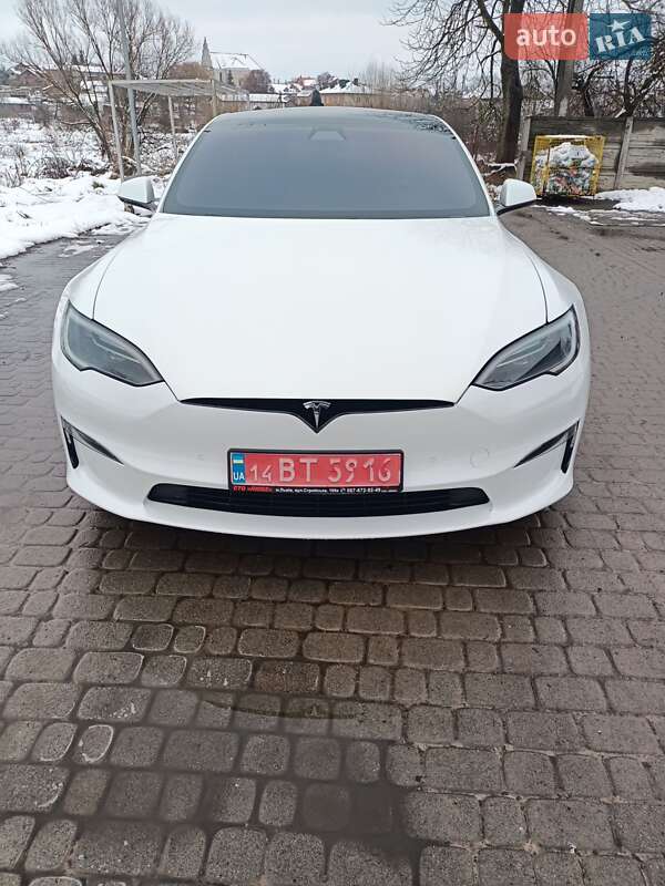 Лифтбек Tesla Model S 2022 в Львове