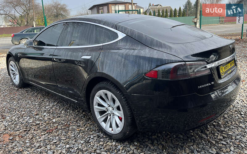 Лифтбек Tesla Model S 2016 в Коломые
