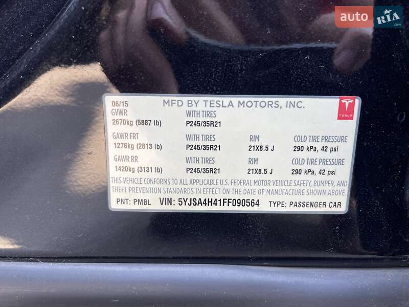 Лифтбек Tesla Model S 2015 в Киеве фото 5 Лифтбек Tesla Model S 2015 в Киеве
