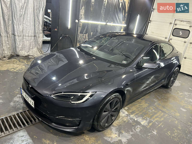 Tesla Model S 2023