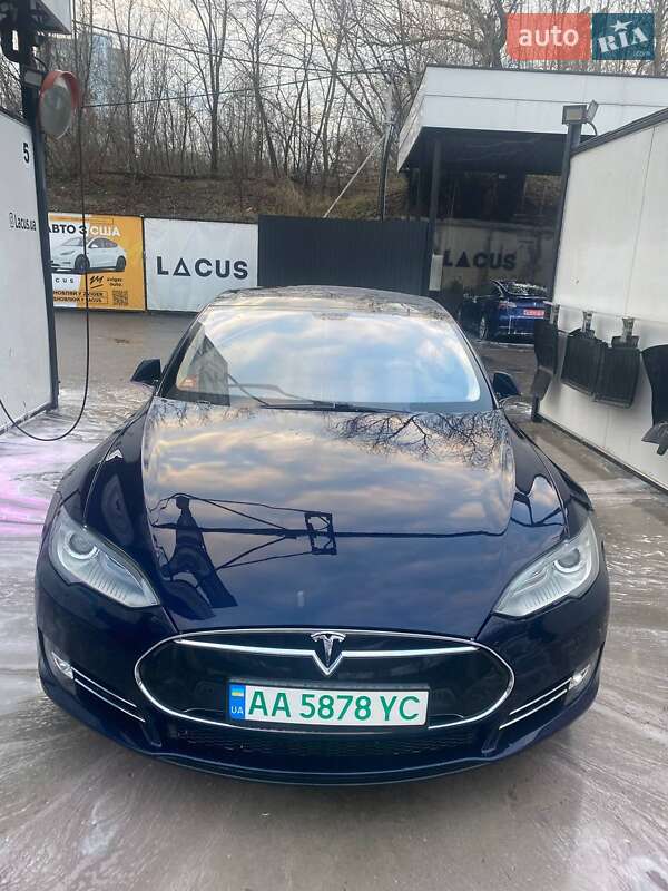 Tesla Model S 2014 Tesla Model S 2014