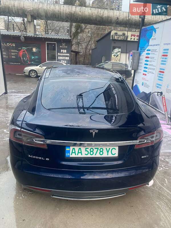 Ліфтбек Tesla Model S 2014 в Києві фото 3 Ліфтбек Tesla Model S 2014 в Києві