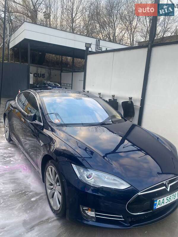 Ліфтбек Tesla Model S 2014 в Києві фото 6 Ліфтбек Tesla Model S 2014 в Києві