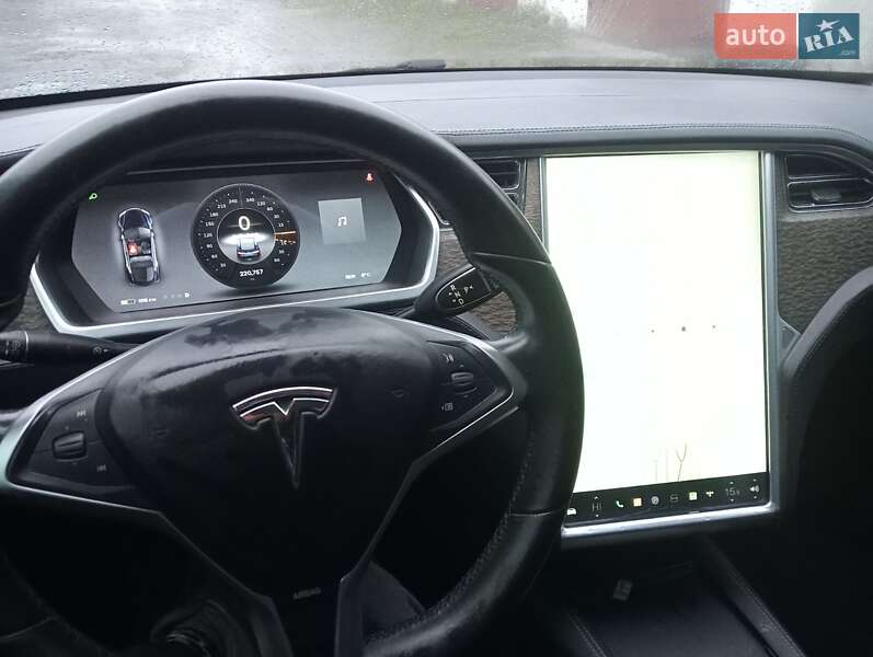 Лифтбек Tesla Model S 2013 в Шепетовке