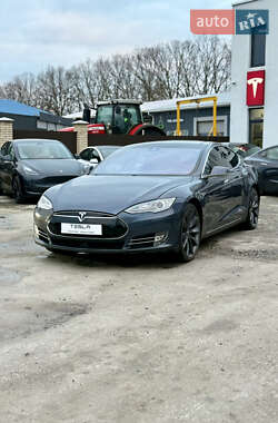 Лифтбек Tesla Model S 2014 в Виннице