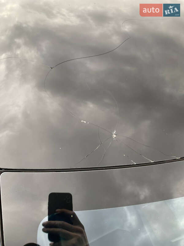 Лифтбек Tesla Model S 2018 в Каменке-Бугской фото 10 Лифтбек Tesla Model S 2018 в Каменке-Бугской