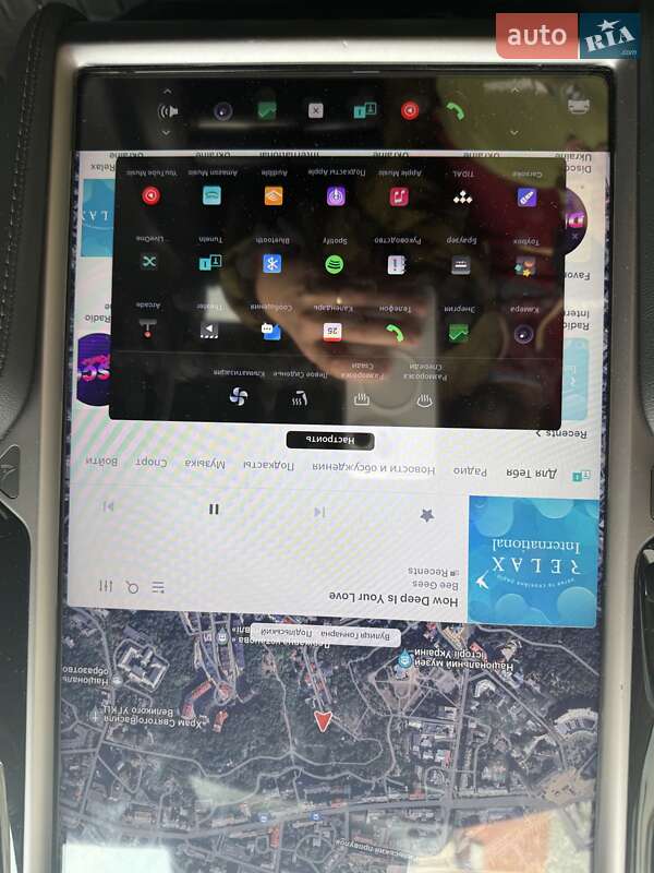 Лифтбек Tesla Model S 2015 в Киеве