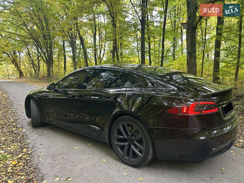 Лифтбек Tesla Model S 2021 в Хмельницком