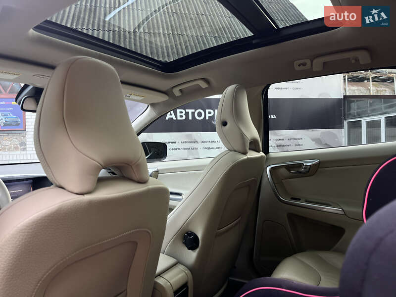 Лифтбек Tesla Model S 2016 в Белой Церкви фото 23 Лифтбек Tesla Model S 2016 в Белой Церкви