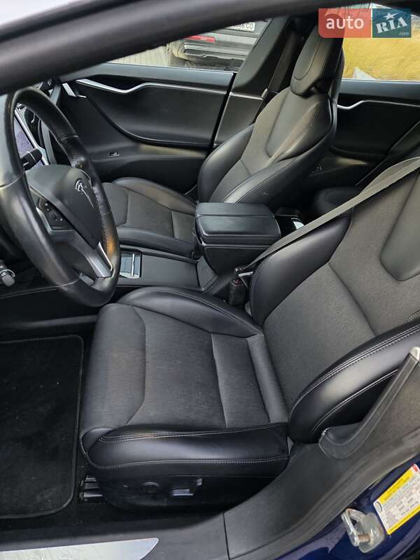 Лифтбек Tesla Model S 2018 в Ровно фото 21 Лифтбек Tesla Model S 2018 в Ровно
