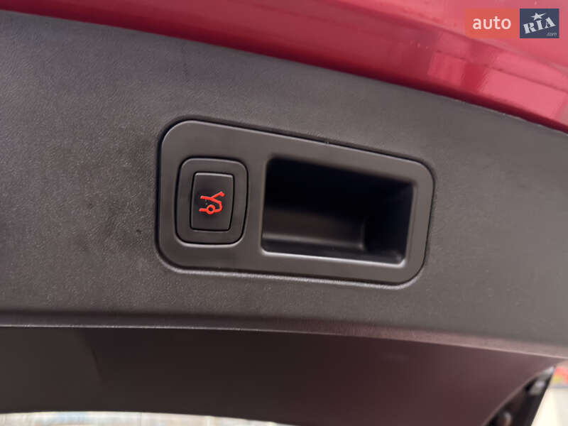 Лифтбек Tesla Model S 2017 в Ковеле фото 17 Лифтбек Tesla Model S 2017 в Ковеле