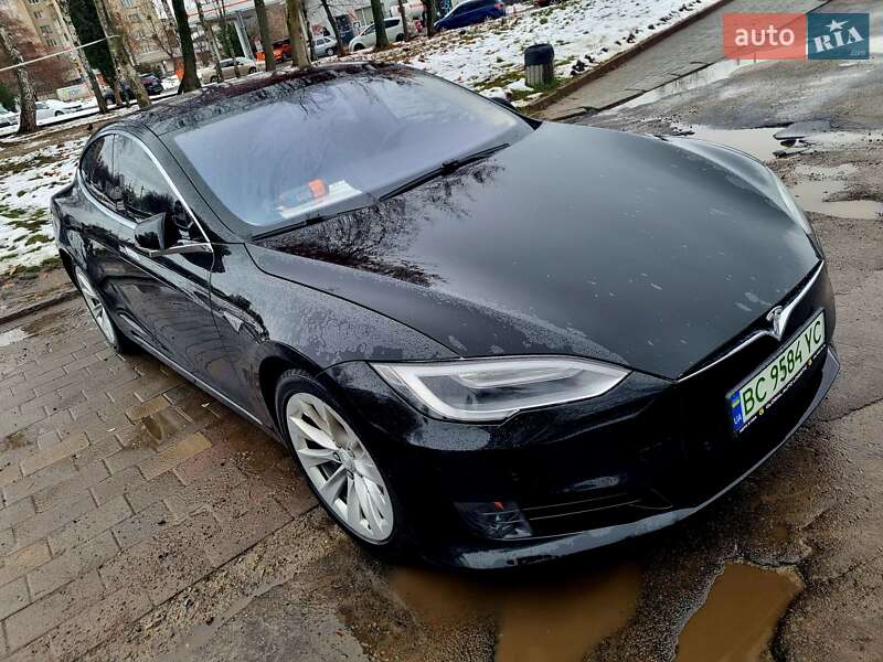 Лифтбек Tesla Model S 2016 в Львове фото 8 Лифтбек Tesla Model S 2016 в Львове