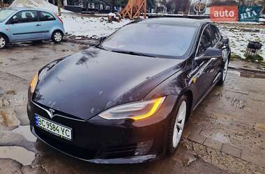 Лифтбек Tesla Model S 2016 в Львове фото 6 Лифтбек Tesla Model S 2016 в Львове