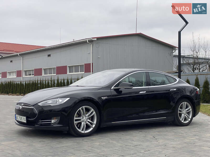 Лифтбек Tesla Model S 2013 в Луцке фото 5 Лифтбек Tesla Model S 2013 в Луцке