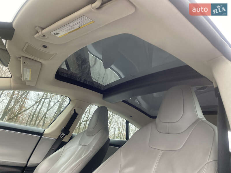 Лифтбек Tesla Model S 2013 в Луцке фото 14 Лифтбек Tesla Model S 2013 в Луцке