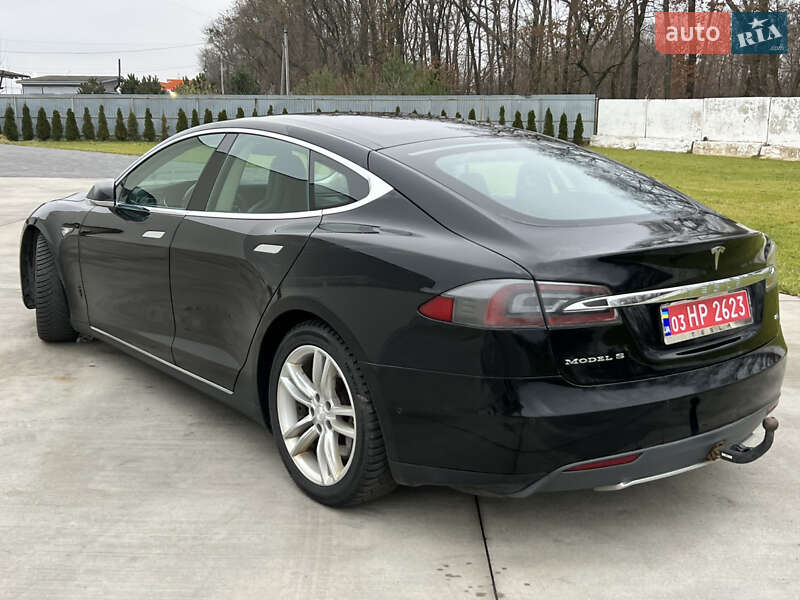Ліфтбек Tesla Model S 2015 в Луцьку фото 6 Ліфтбек Tesla Model S 2015 в Луцьку