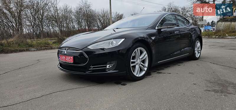 Лифтбек Tesla Model S 2014 в Тернополе