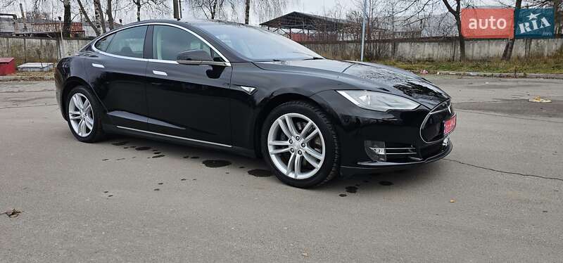 Лифтбек Tesla Model S 2014 в Тернополе