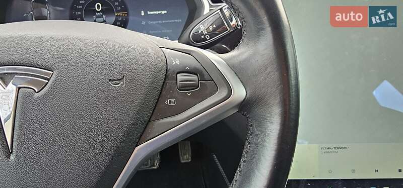 Лифтбек Tesla Model S 2014 в Тернополе