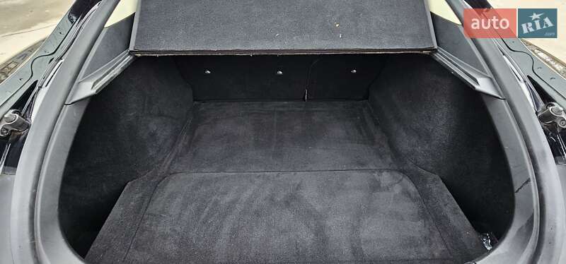 Лифтбек Tesla Model S 2014 в Тернополе