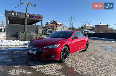 Лифтбек Tesla Model S 2013 в Львове