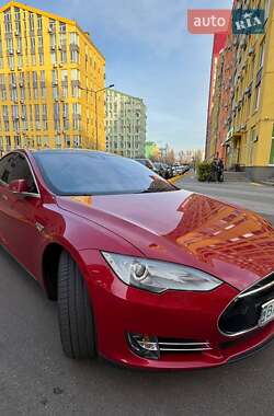 Ліфтбек Tesla Model S 2016 в Києві