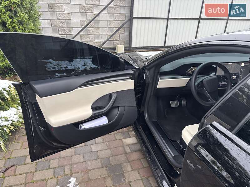 Лифтбек Tesla Model S 2021 в Ровно фото 21 Лифтбек Tesla Model S 2021 в Ровно